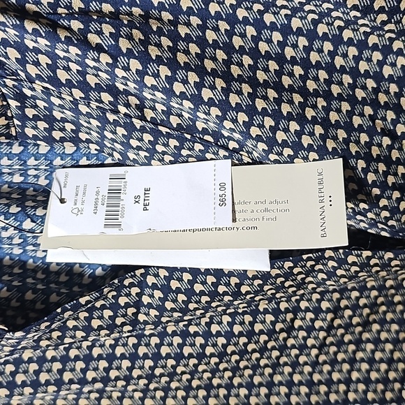 Banana Republic Long Sleeve Blouse Size Small XSP Petite NWT - Picture 3 of 8